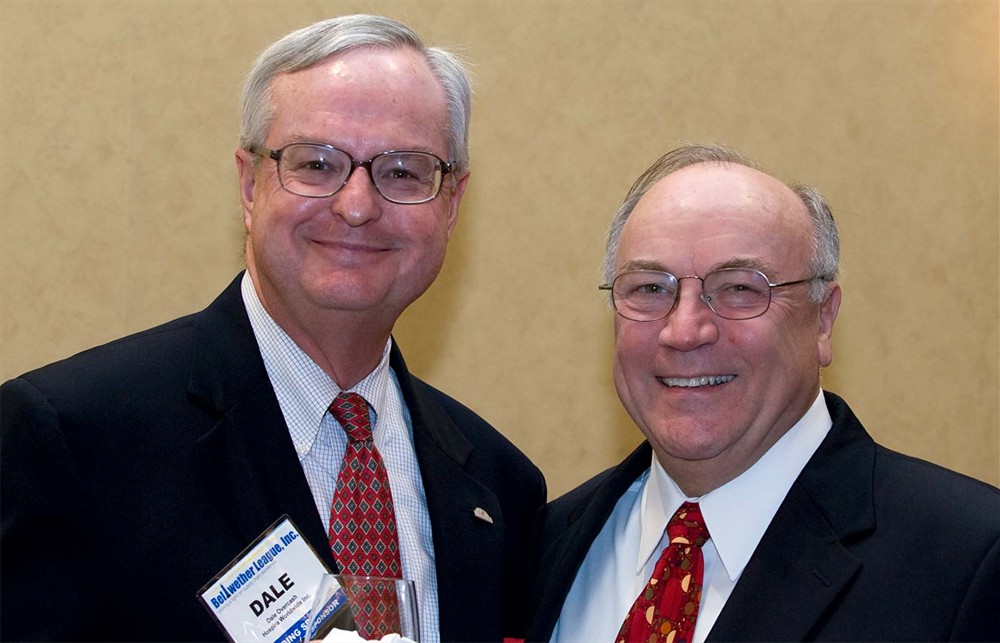 Founding/Platinum Sponsor Hospira’s Dale Overcash and Bellwether Class of 2010 Honoree Michael Louviere.