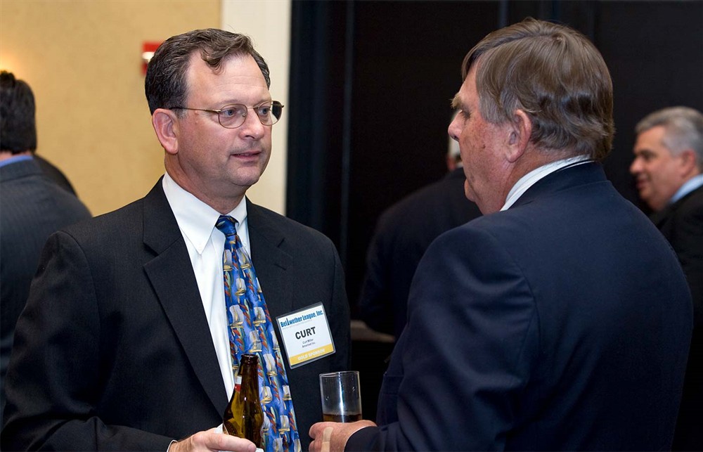Gold Sponsor Amerinet’s Curt Miller with Bellwether League’s Jim Dickow.