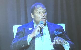 2020 Ammer Honoree Randy Bradley, Ph.d., (above) and BLF Board Treasurer Ed Hisscock, (below) Bellwether Class of 2022, participate in a panel discussion at IDN Summit.