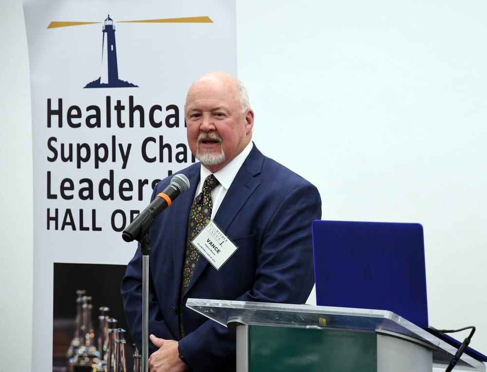 Vance Moore, Bellwether Class of 2019, introduces Allison Corry, Ammer Honoree Class of 2025.