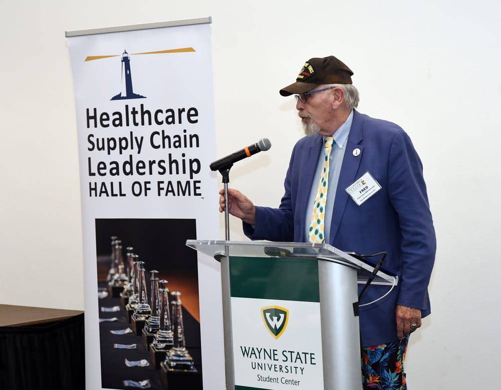 Fred Crans, Bellwether Class of 2020, leads a tribute to veterans in the audience and to those who have been honored by BLF for 18 years.