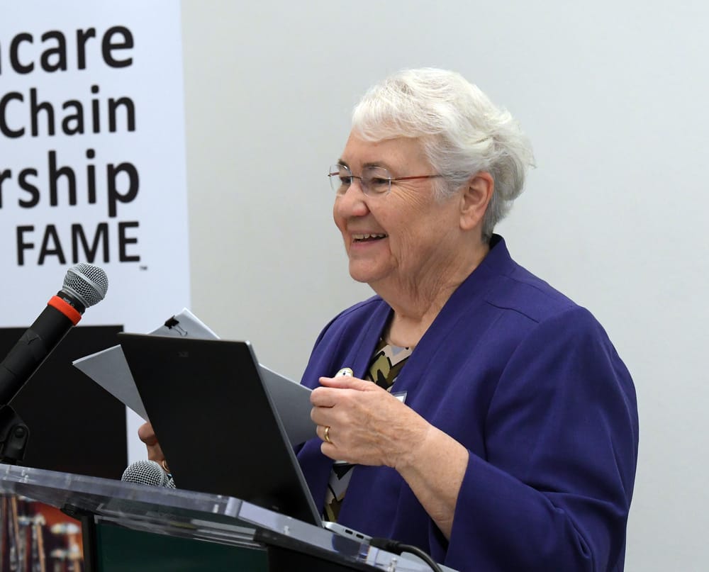 BLF Chairman Barbara Strain, Bellwether Class of 2021, welcomes attendees to the Bellwether Leadership Symposium.