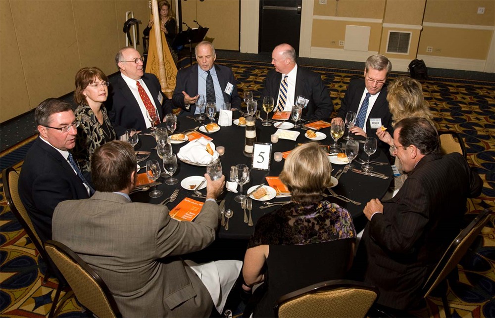 2010 dinner attendees enjoy the event.