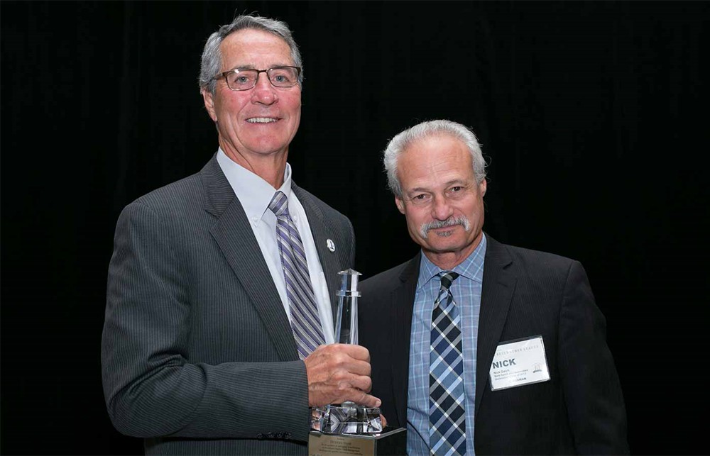 Claflin Co.’s Ted Almon (Bellwether Class of 2010) with Nick Gaich.