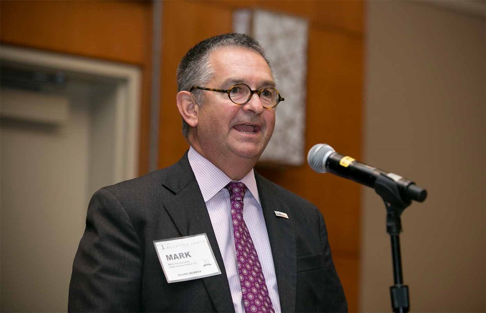 Bellwether League Board Member Mark Van Sumeren introduces Craig Smith as the eighth Honoree to be inducted into the Bellwether Class of 2017.