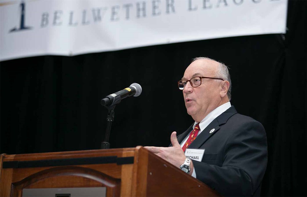 Bellwether League Board Member Michael Louviere introduces Dwight Winstead as the tenth Honoree to be inducted into the Bellwether Class of 2017.