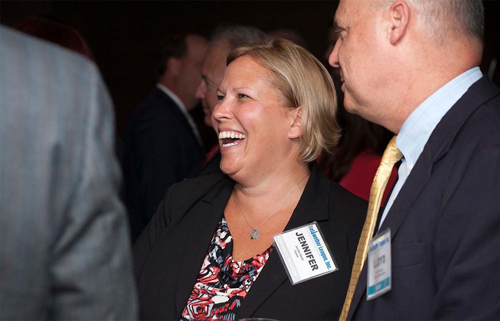 AHRMM Past President Beverly Slate (right) chats with Bellwether League Inc. Board Member Jean Sargent (left).