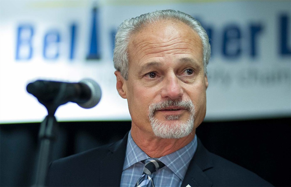 Bellwether League Chairman-Elect Nick Gaich greets attendees during his introduction.