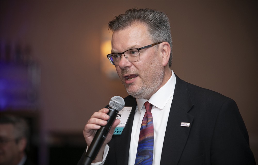 Bellwether League’s Rick Barlow addresses the dinner attendees.