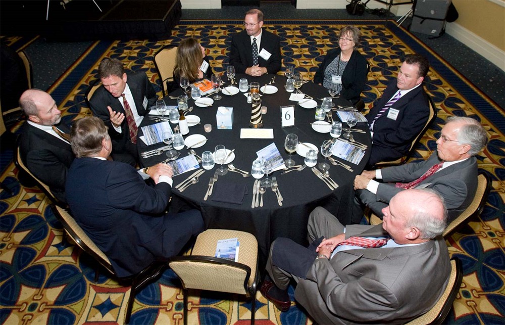 2011 dinner attendees enjoy the event.