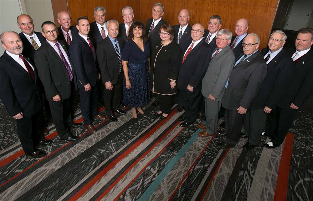 Bellwether League Board of Directors 2007-2017: Back row (left to right): Ed Hisscock, Tom Hughes (Bellwether Class of 2012), James Francis (Bellwether Class of 2017), John Gaida (Secretary, 2011-2012, Chairman, 2014-2016), Todd Ebert, R.Ph., Dick Perrin (Bellwether Class of 2014), James Dickow (Bellwether Class of 2013), Vance Moore, Derwood Dunbar (Bellwether Class of 2011) and Rick Barlow (Co-Founder and Executive Director). Front row (left to right): Jamie Kowalski (Bellwether Class of 2017) and (Co-Founder and Founding Chairman, 2007-2013), Mark Van Sumeren, Nate Mickish (Future Famers Class of 2015), Nick Gaich (Bellwether Class of 2013) and (Chairman, 2017-date), Jean Sargent, Deborah Templeton, R.Ph., (Treasurer, 2017-date), Michael Louviere (Bellwether Class of 2010), John Strong (Bellwether Class of 2011) and Pat Carroll (Founding Treasurer, 2007-2011, Secretary, 2013-2018). Not pictured: Robert “Bud” Bowen (Founding Secretary, 2007-2010), Larry Dickson, Mark McKenna and Mary Starr (Treasurer, 2012-2016).