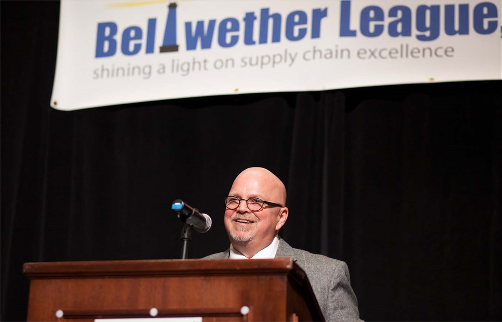 North Mississippi Health’s Mike Switzer (Bellwether Class of 2015) addresses attendees during his acceptance speech.