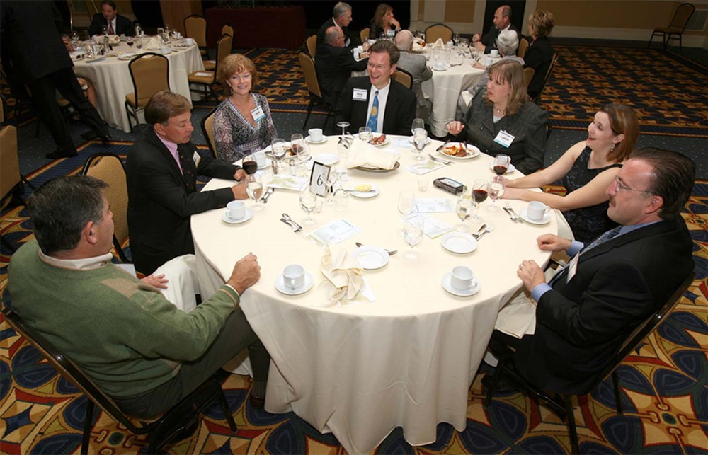 Bellwether League Honoree Class of 2008 Induction Dinner attendees enjoy some fellowship before the official ceremony begins